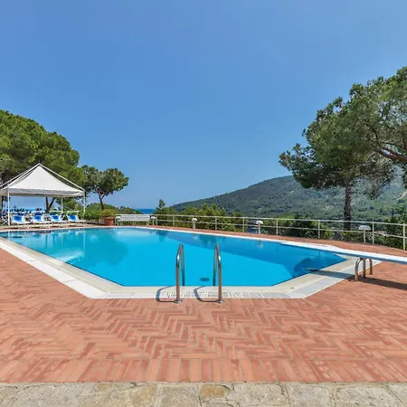 Ottagonale Capoliveri (Isola d'Elba)