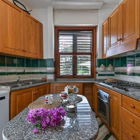 Villa Ottagonale