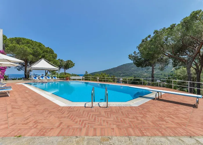 Ottagonale Capoliveri (Isola d'Elba)